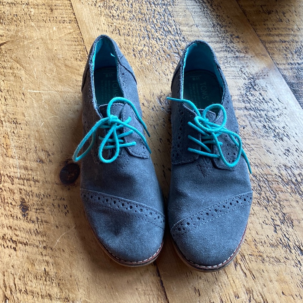 Toms womens 8s